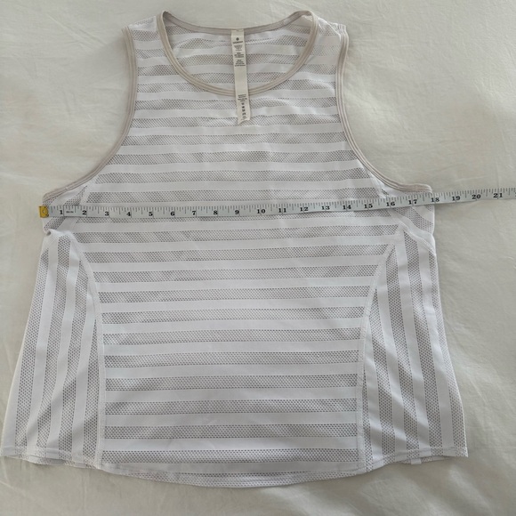 •lululemon - Off and Running Tank• - Picture 6 of 9